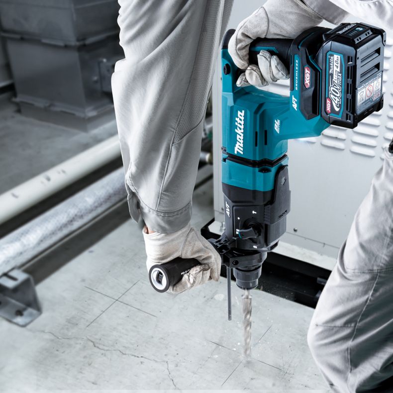 Makita HR007GM201 Akku-Kombihammer 40V 2x 4,0Ah Batterie + Lader im Transportkoffer