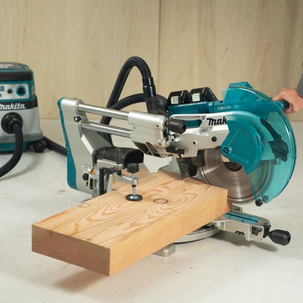 Makita DLS211ZU Akku-Kapp und Gehrungssäge 18V 305mm ohne Akku ohne Batterie im Karton