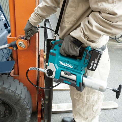 Makita DGP180ZK Akku-Fettpresse 18V ohne Akku ohne Lader im Transportkoffer