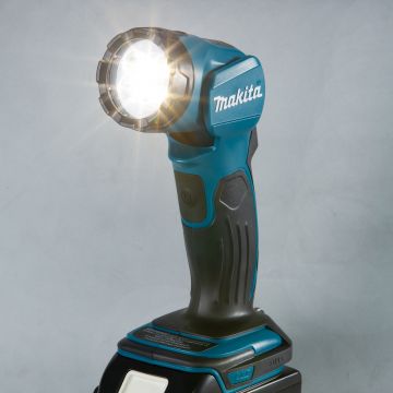 Makita DML815 Lampada a batteria 14,4V - 18V senza batteria senza caricatore 