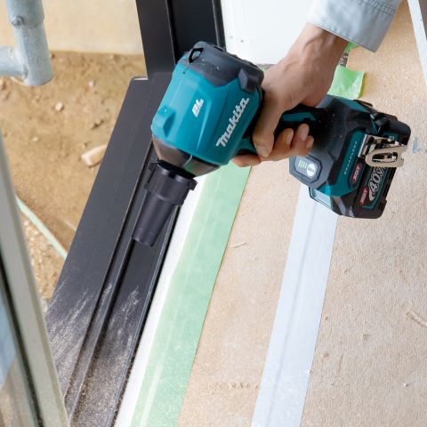 Makita AS001GZ Akku-Gebläse 40V ohne Akku ohne Lader im Karton